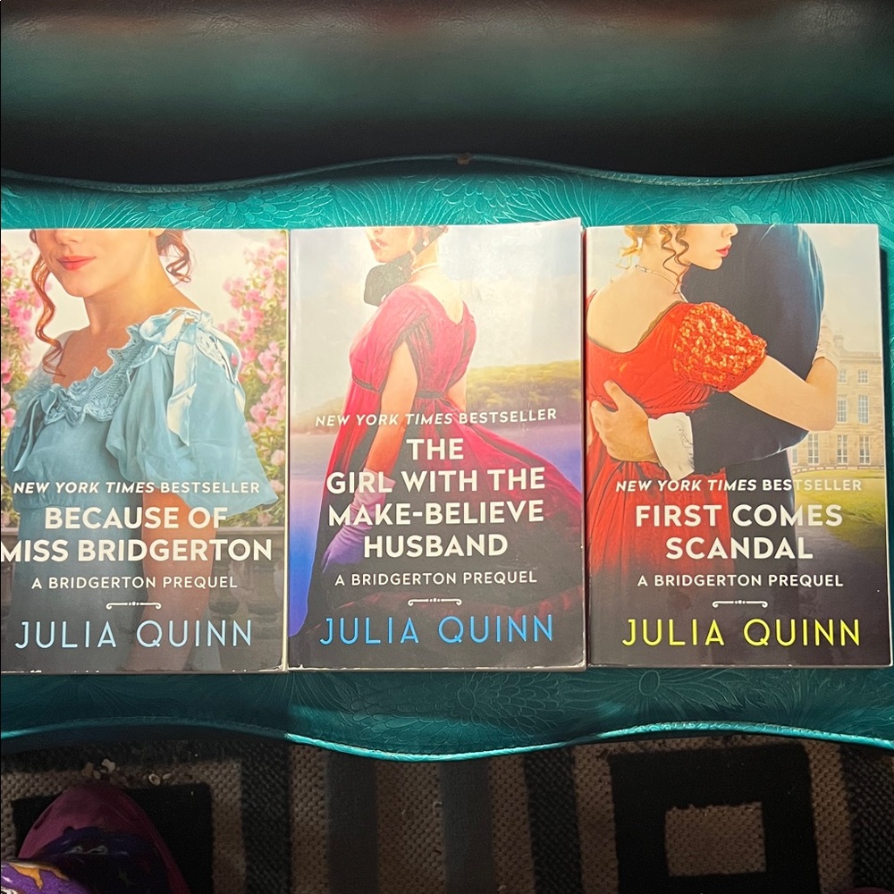 Julia Quinn Bridgerton Prequel Set - 3 books in like new condition